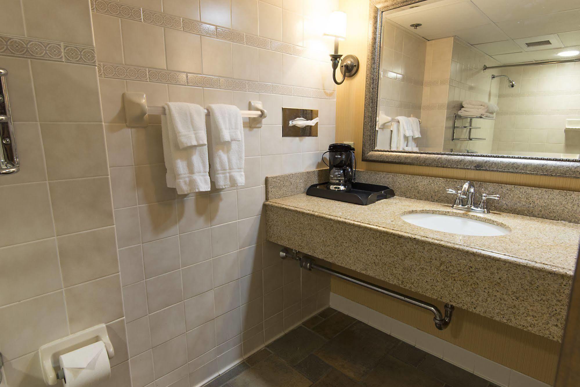 Lake Barkley State Resort Canton Екстер'єр фото