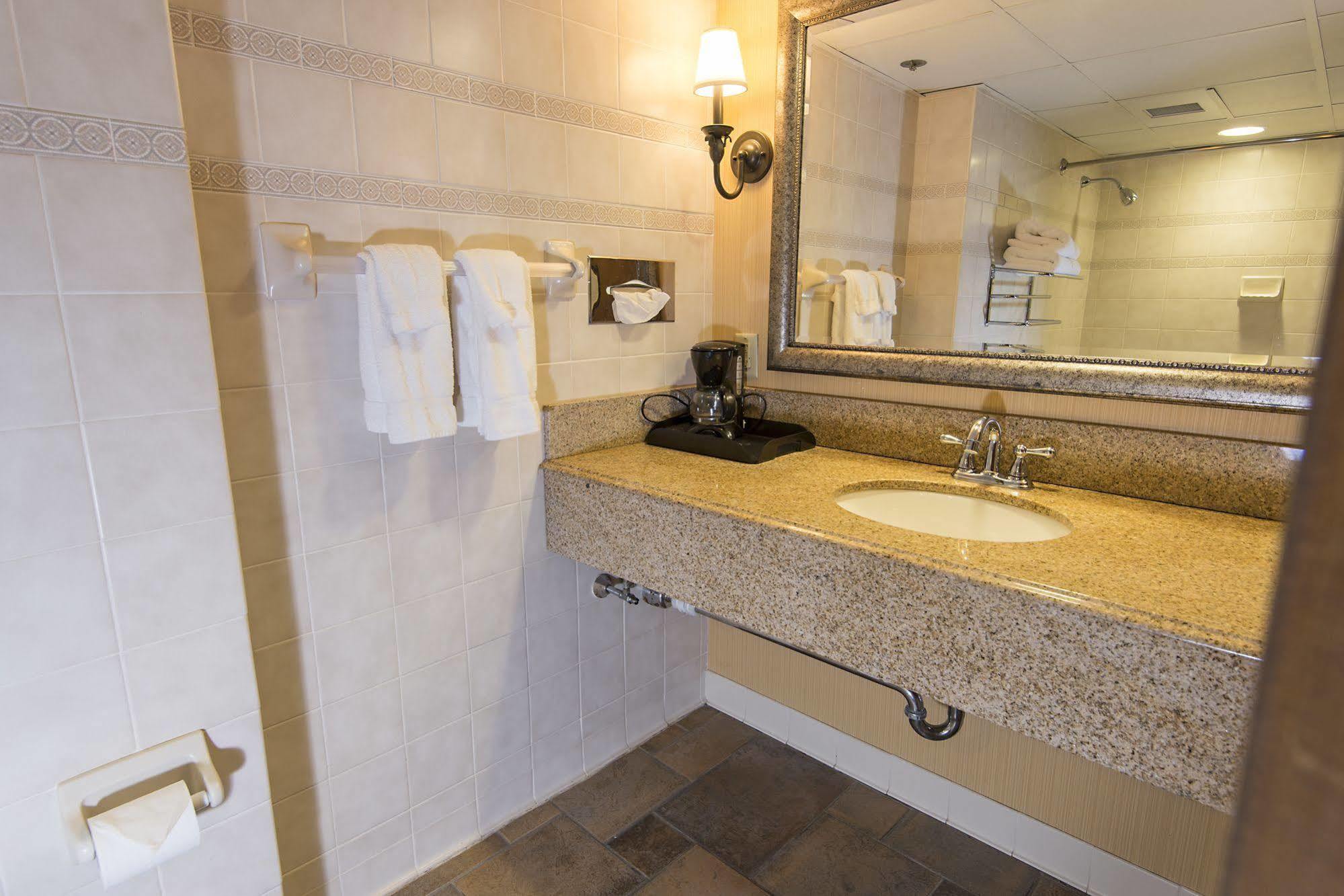 Lake Barkley State Resort Canton Екстер'єр фото